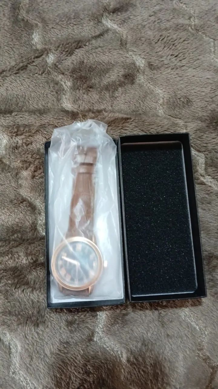 Relógio masculino elegante e moderno, modelo concha dourada - Foto 2