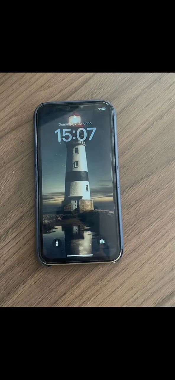 Vendo iPhone XR com 128 GB 