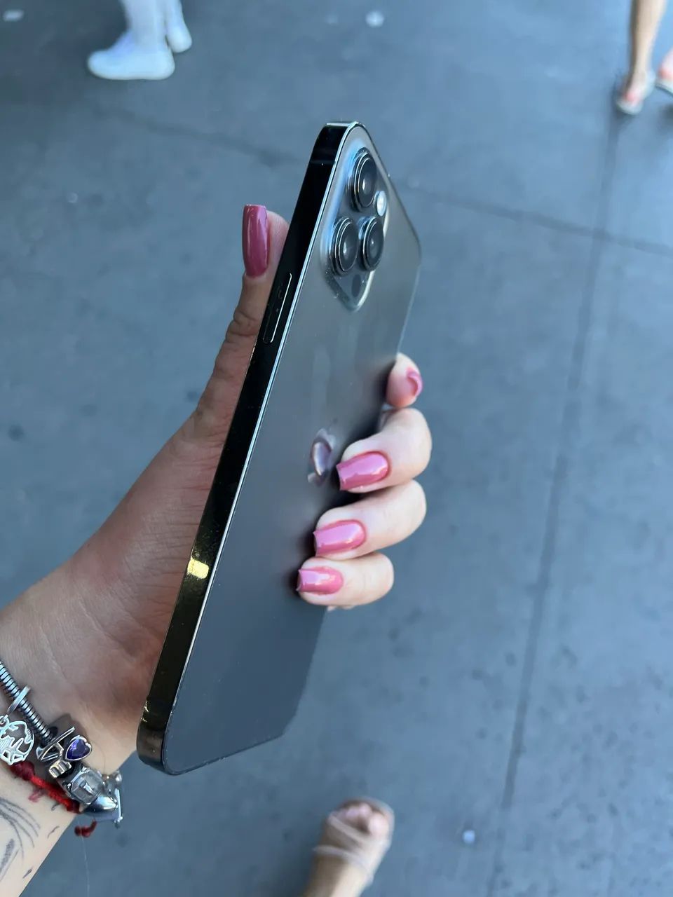iPhone 12 Pro Max 256gb - Tela trocada ( oled) - Foto 4