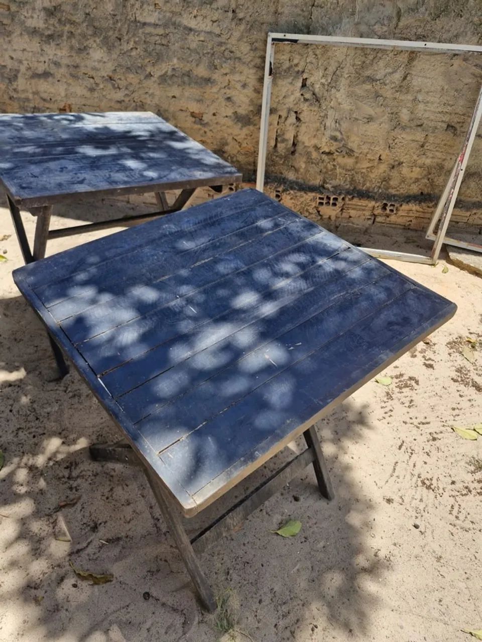 Mesa dobrável de madeira 