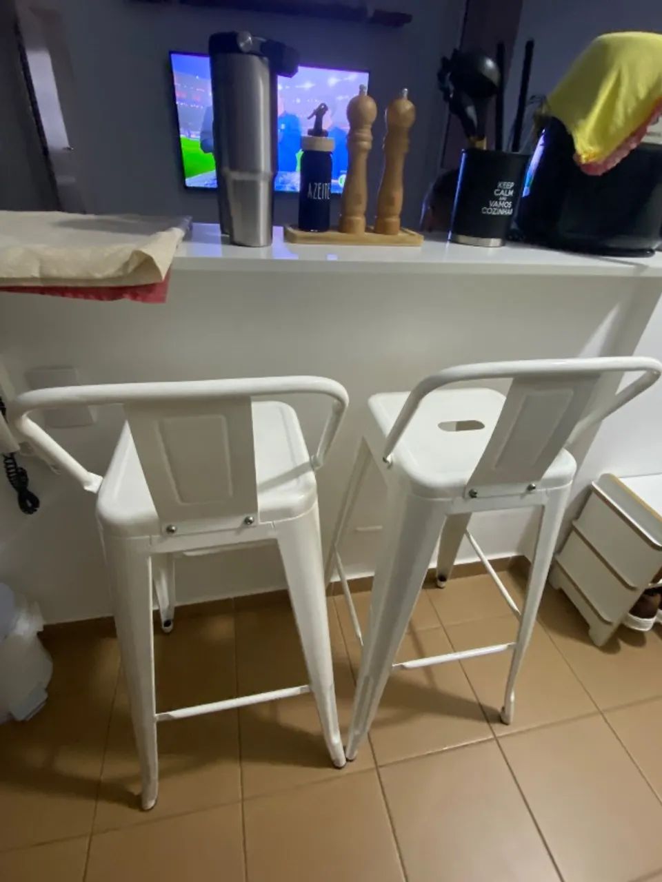 Banqueta industrial com encosto