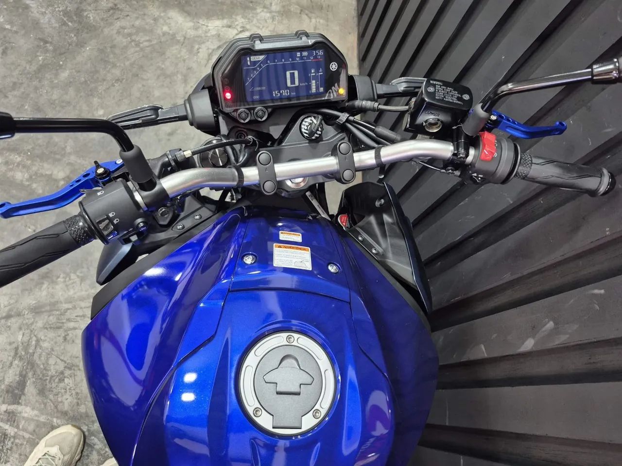 YAMAHA MT03 - Foto 4