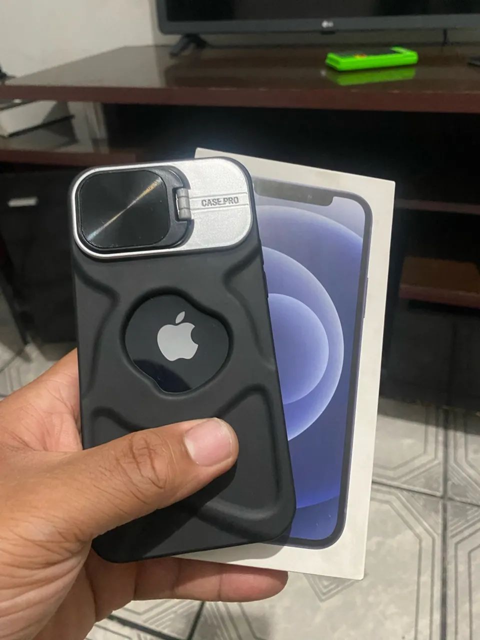 iPhone 12 black 64 gigas todo original com caixa e nota fiscal  - Foto 3