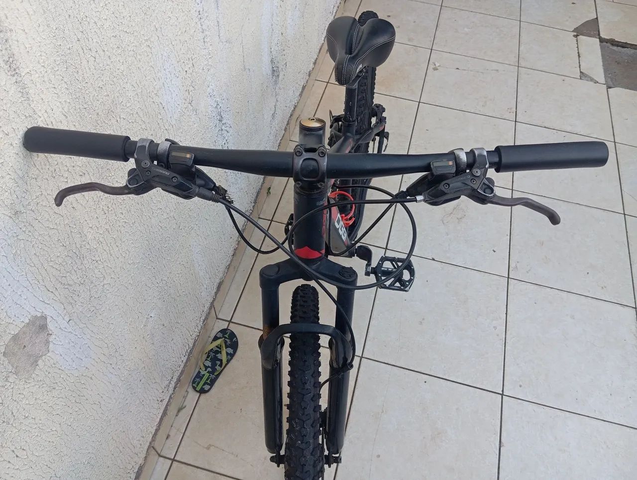 Bicicleta Oggi aro 29 + bomba de ar  - Foto 4