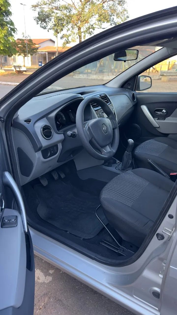 Renault Logan Expression Flex 1.6 16V 4P 2017 - Foto 3