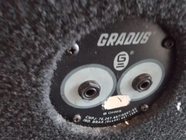 Caixas par 10" Sellenium 300w com pegadores laterais e suporte para tripé funcionando 100% - Foto 3