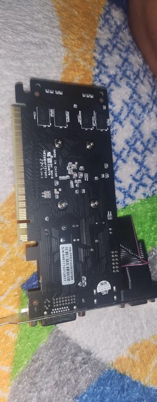 Placa de vídeo Nvidia gt210  - Foto 2