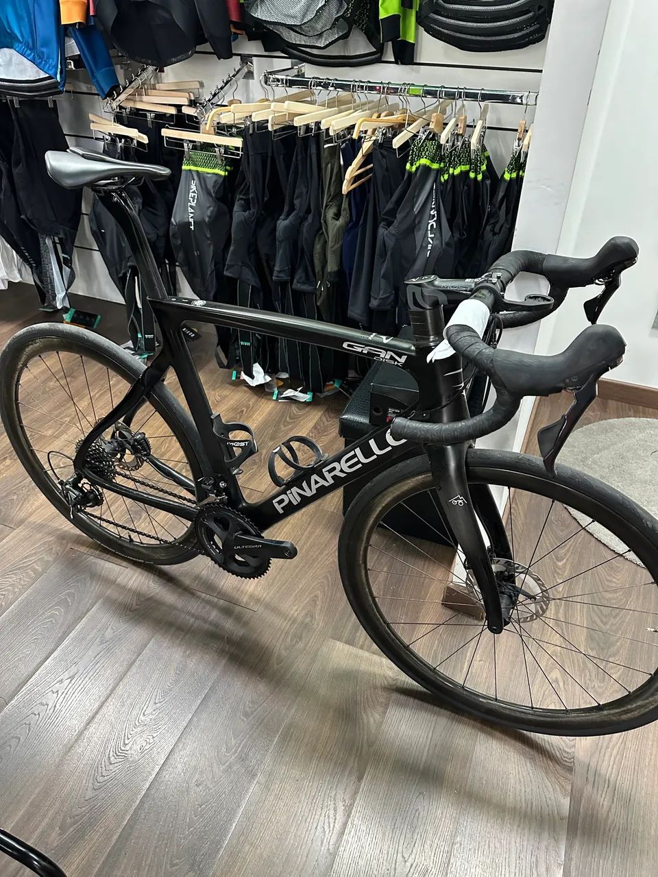 Bicicleta Pinarello Gan Disk 56 ultegra - Foto 3