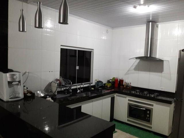 Casa com Piscina - Leiam o anúncio