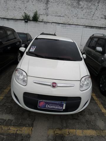 Fiat Palio Attractive Manual 2015 *1 ano de Garantia* Raion Mitsubishi 3504 5000