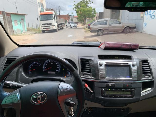 Hilux sw4 7 lugares - Foto 6