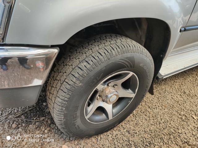 Hilux 3.0 4X4 2002