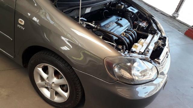 Toyota corolla xei 1.8 2º dono+revisões na concessonária+manual e chave reserva - Foto 9