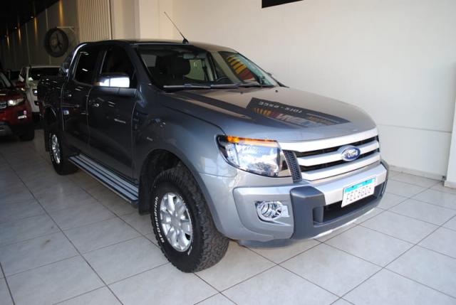Ford Ranger 2.5 Flex 4x2 CD XLS 2013