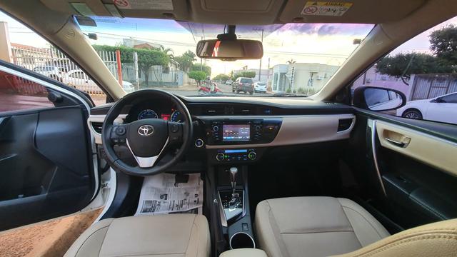 Corolla alts top d linha ano 14/15 automático Flex - Foto 11