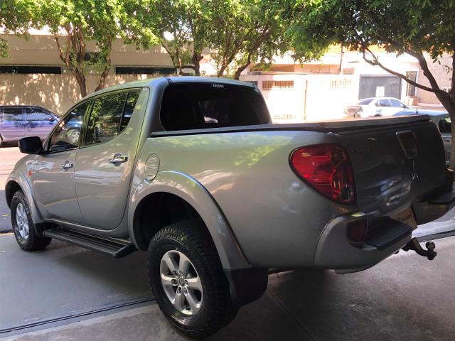 Mitsubishi l200 triton 2011/2012 3.2 hpe 4x4 cd 16v turbo intercooler diesel 4p automátic - Foto 4