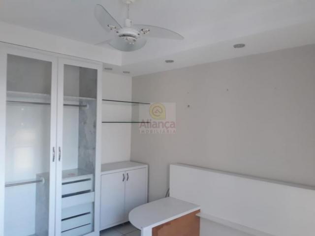 Apartamento para alugar com 3 dormitórios em Lagoa nova, Natal cod:LA-11235 - Foto 11