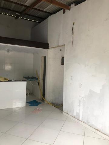 Kitnet em Campinas próximo a praia do forte e imbassaí - Foto 3