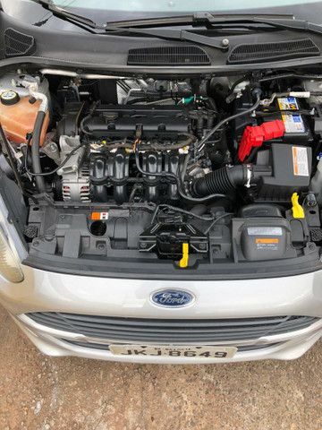 New fiesta 1.5 completo hb20 onix fox - Foto 2