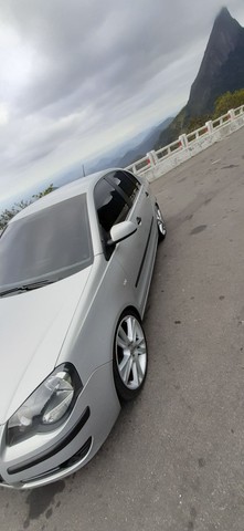 VENDE SE POLO SEDÃ