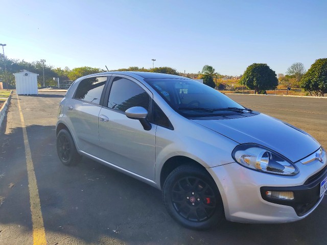 FIAT PUNTO 1.4 2014