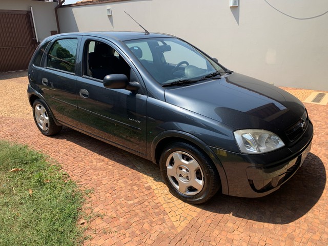 VENDO CORSA HATCH ANO 2008