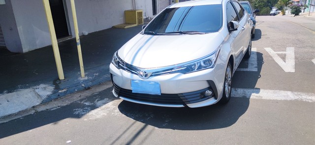 VENDO COROLLA XEI 2019-19