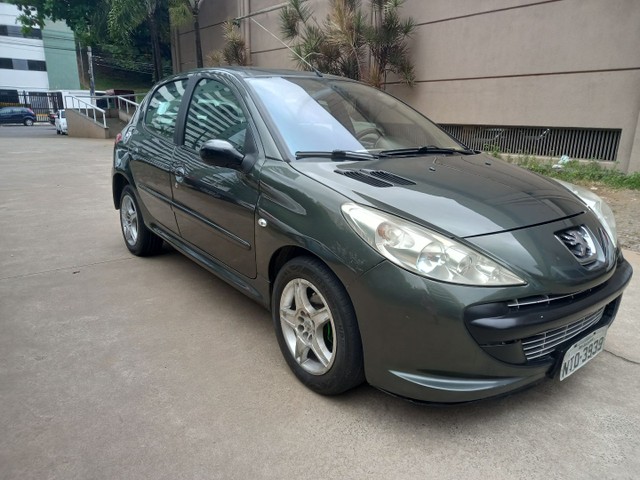 PEUGEOT 2011 COMPLETO