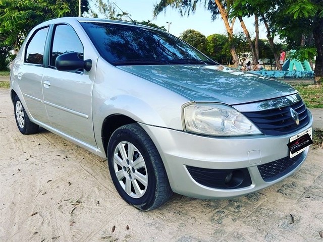 LOGAN 1.0 2012 COM GNV