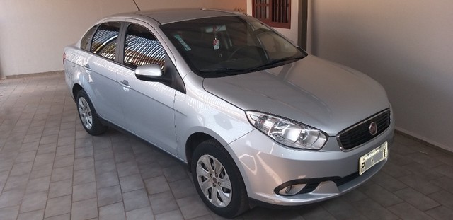 FIAT GRAND SIENA ATTRACTIVE 1.4 2017