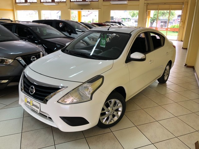 VERSA SV 1.6 AUT. CVT BRANCO COMPLETO IMPECÁVEL