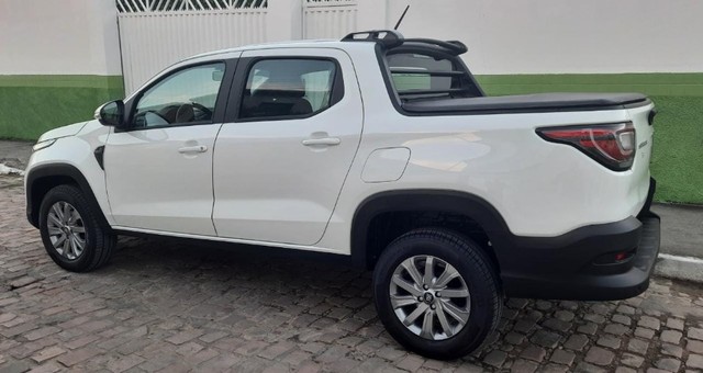 FIAT STRADA FREEDOM ANO 2022