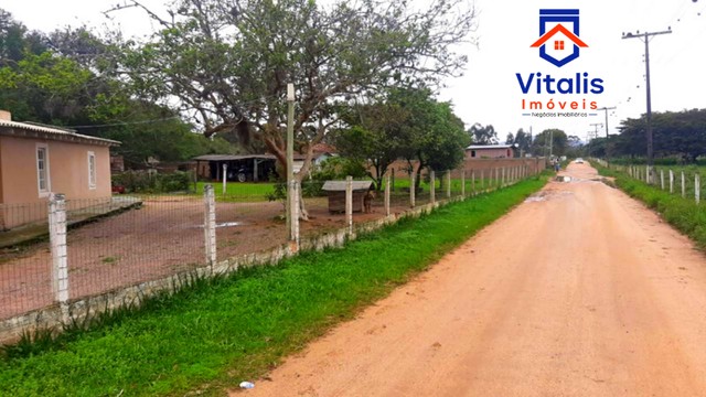 Chácara em Imbituba, localizada no bairro Sambaqui, medindo 1.062m² - Foto 2