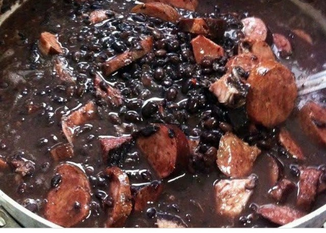 Feijoada completa para 40 pessoas por 800,00 - Foto 2