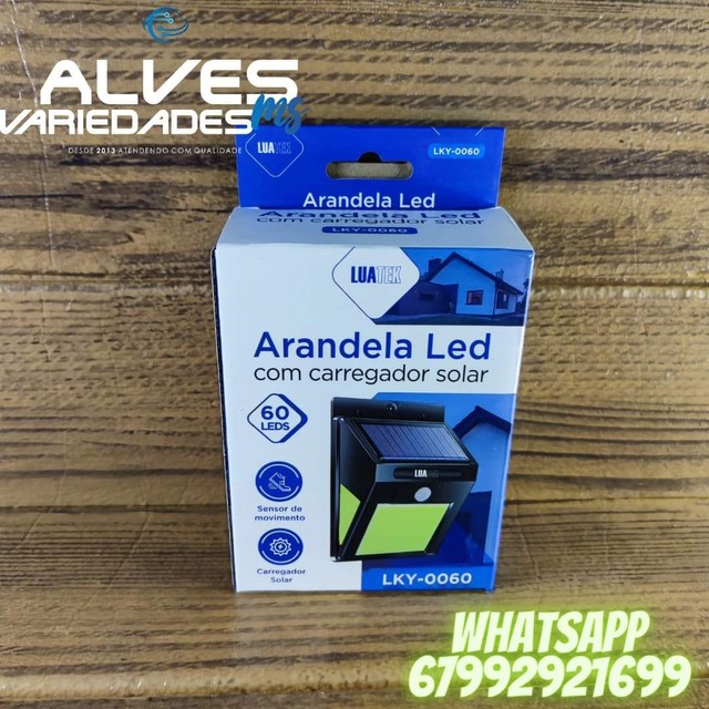 Arandela Led com carregador solar 60 LEDs LKY-0060