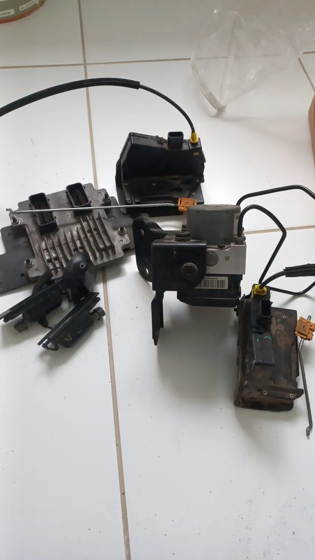 Vendo peças do cobalt LTZ 1.8 automático