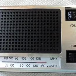 Radio Portátil Orient  AM/FM - model: CR-001 (Item de Colecionador) - Foto 2