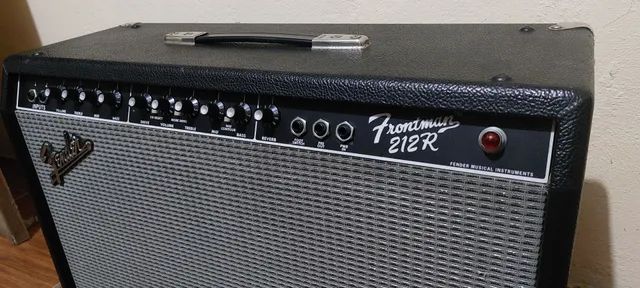 Amplicador fender frontman 212