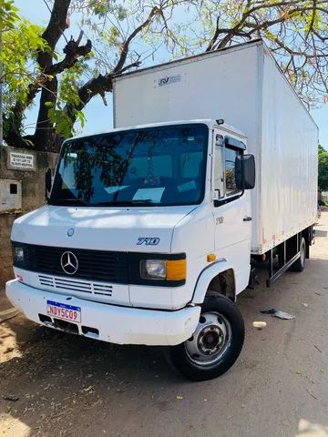 Mercedes 710 PLUS 2009 FATURANDO 12.000 POR MÊS