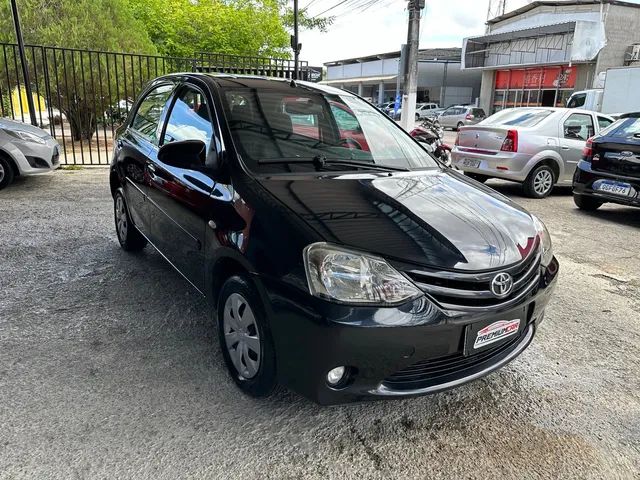 Etios 1.3 XS 2014  - Foto 2