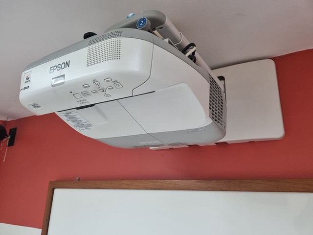 Projetor Interativo Curta Distância Epson Brightlink 475Wi+ - Foto 2