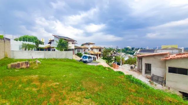 Terreno à venda com 595.68 m² no Condominio Residencial Villa Fontana, Valinhos.