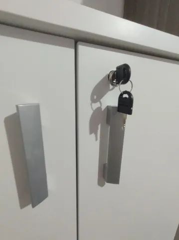 Armário de Escritório Alto em Madeira - Marzo 2 Portas + Chave Branco - Foto 2