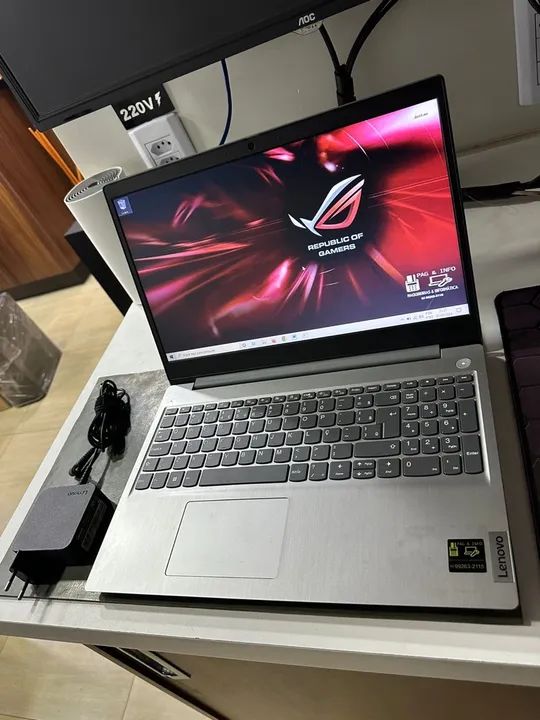 Notebook Lenovo (muito novo)
