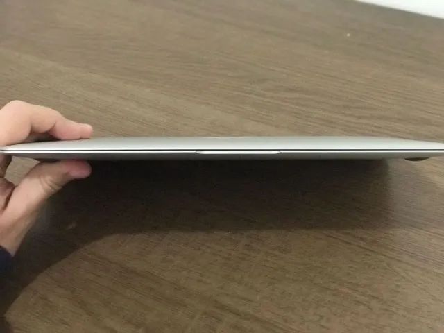 MacBook Air 11.6" Silver - 2011 | Perfeito Estado! - Foto 2