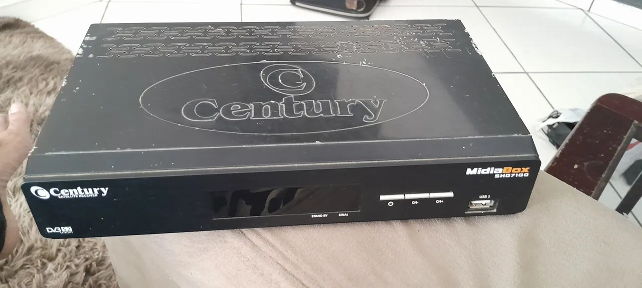 Receptor mídia box HD pouco tempo de uso obs sem controle remotouso