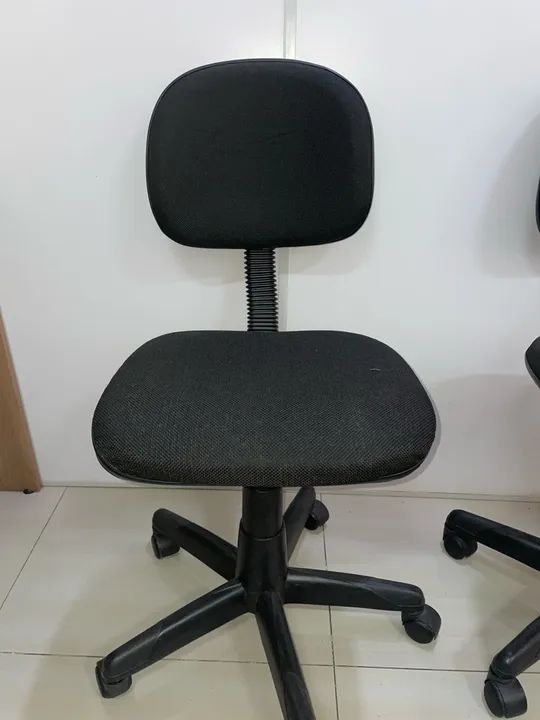 Cadeira de Escritório Giratória com Rodas - Foto 4