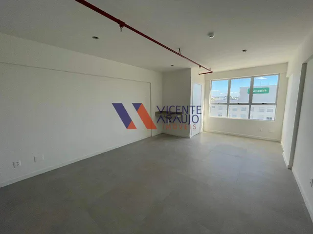 Excelente sala disponível para locação em um do mais novos edifícios comerciais da Cidade.
