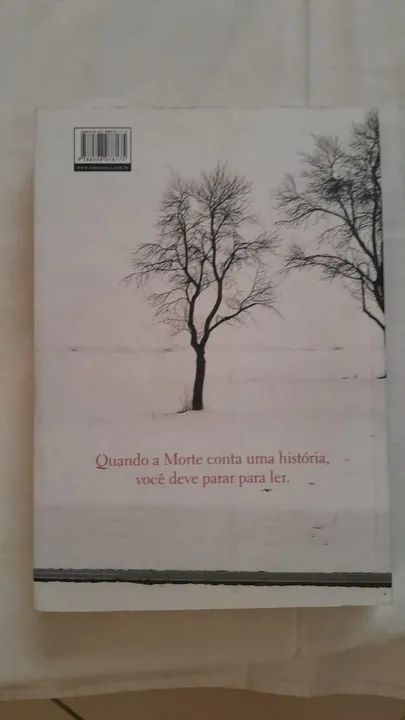 A Menina que Roubava Livros - Markus Zusak (Usado, Ótimo Estado) - Foto 2