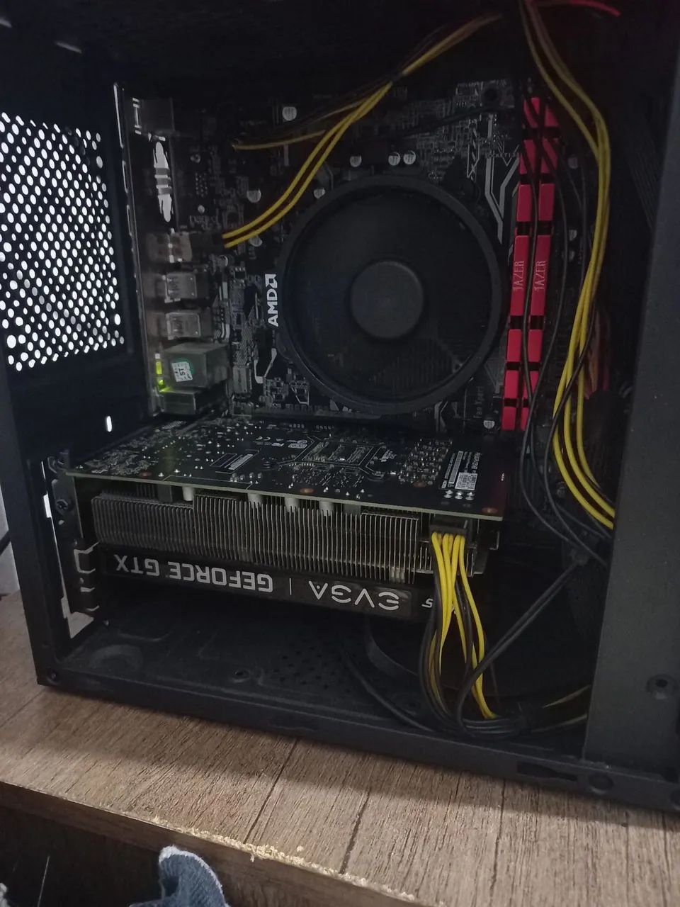 Placa de Vídeo EVGA GeForce GTX Super - Foto 4